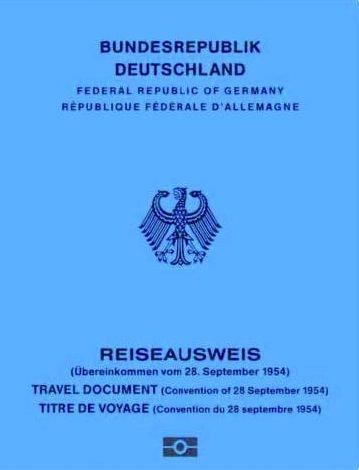 Файл:De-travel document-1954-00.jpg