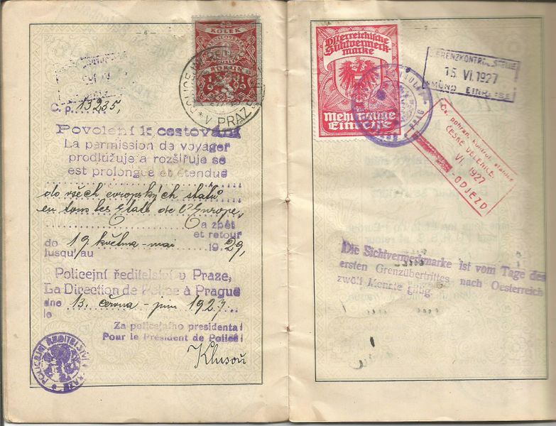 Файл:Czechoslovakia-passport-05.jpg